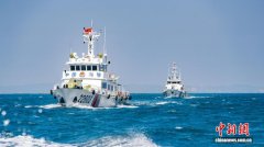 广西防城港海警局舰艇编队开展海上综合执法训练